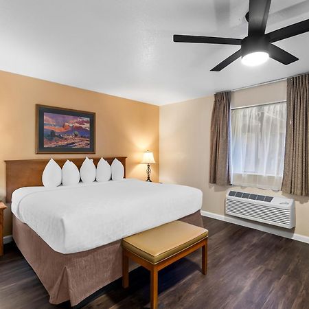 סיירה ויסטה Clarion Inn מראה חיצוני תמונה