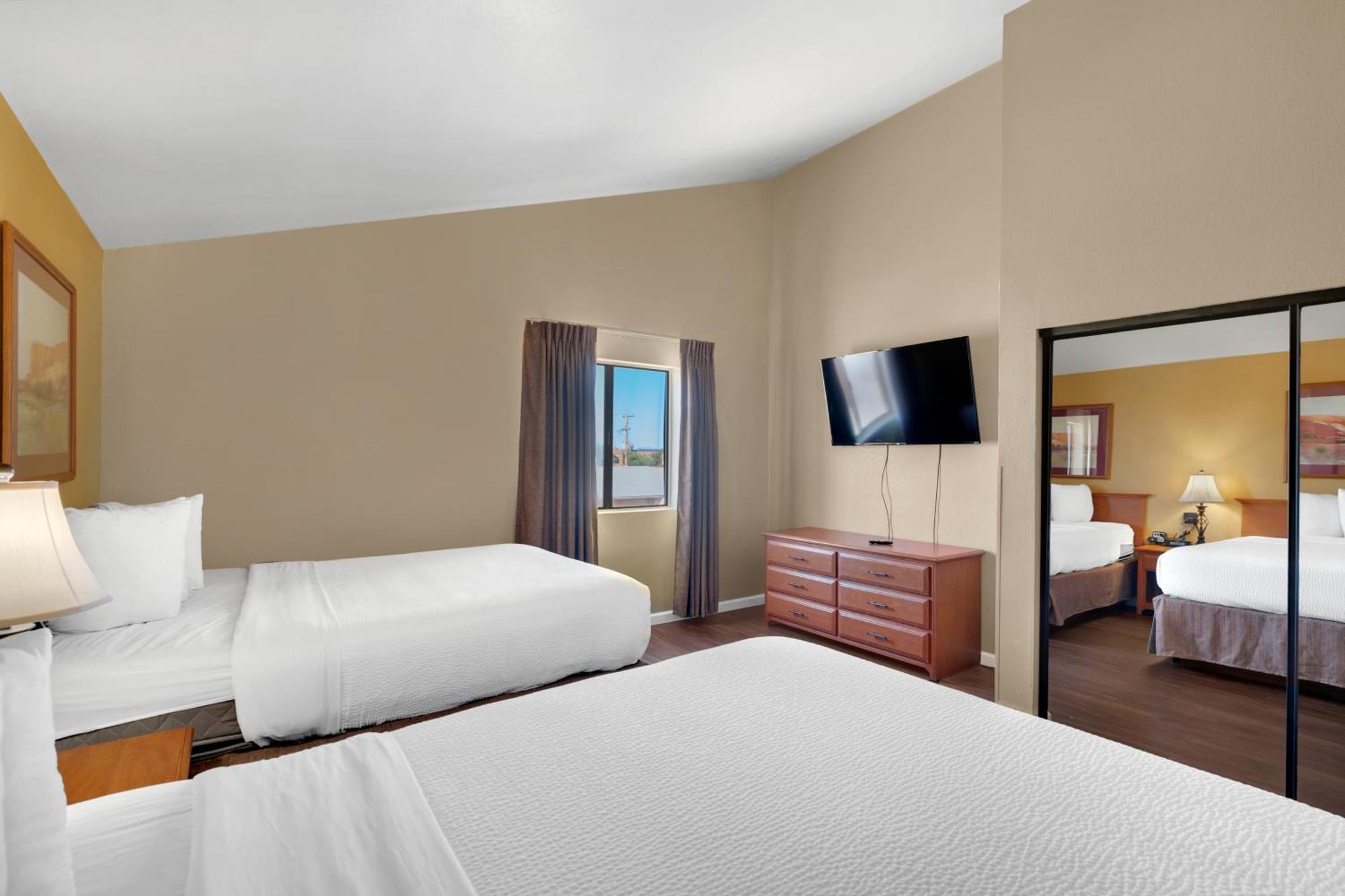 סיירה ויסטה Clarion Inn מראה חיצוני תמונה