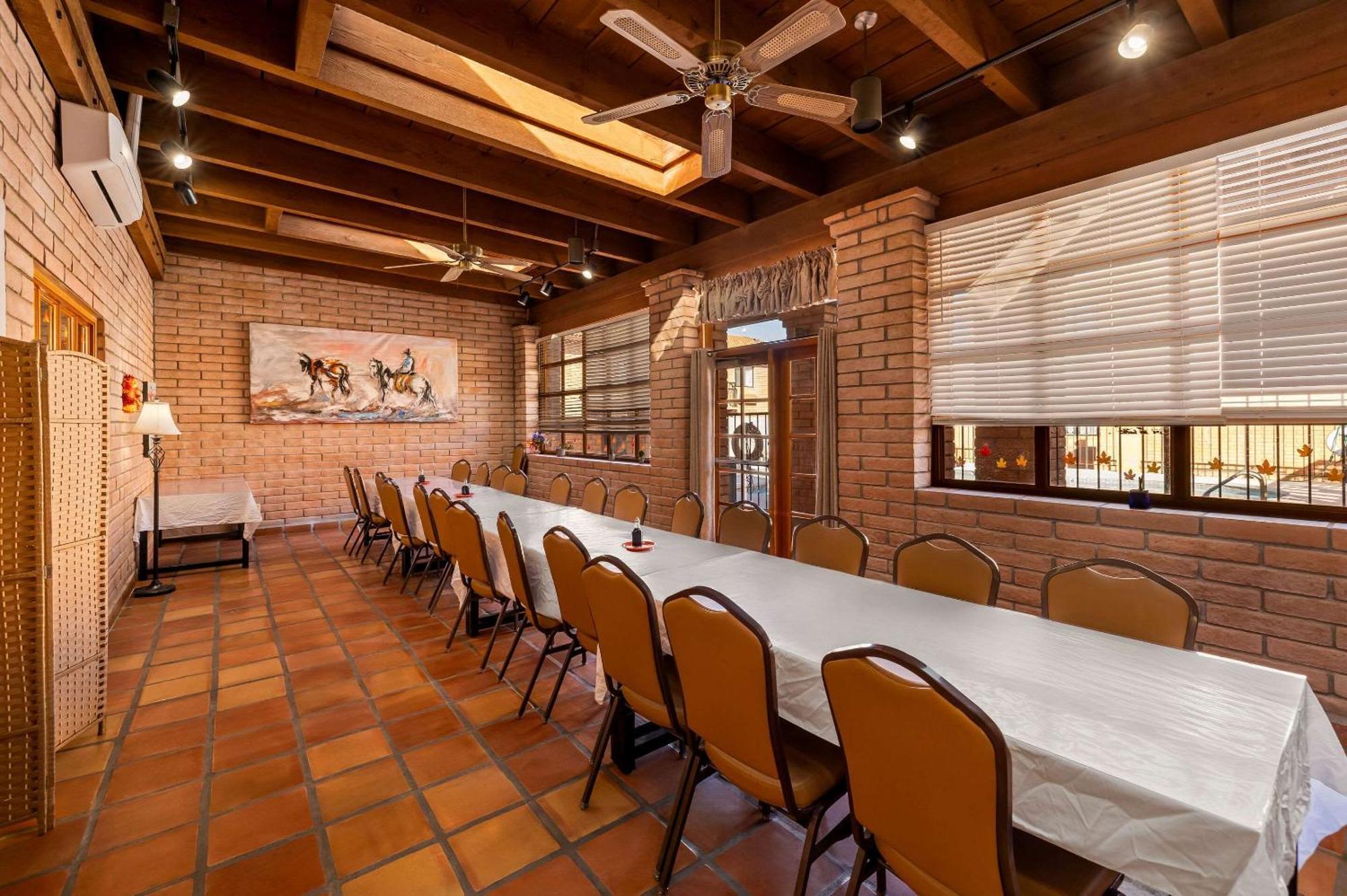 סיירה ויסטה Clarion Inn מראה חיצוני תמונה